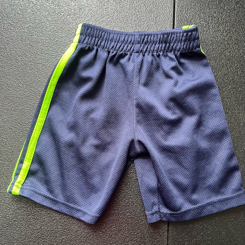 Tuff Guys Blue And Green 2T Toddler Boys Shorts